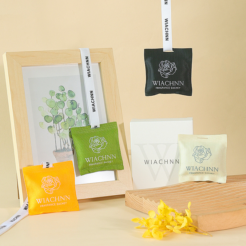 Aromat do domu, Perfumy do wnę – Fragrance Perfume Car recenzja i cena